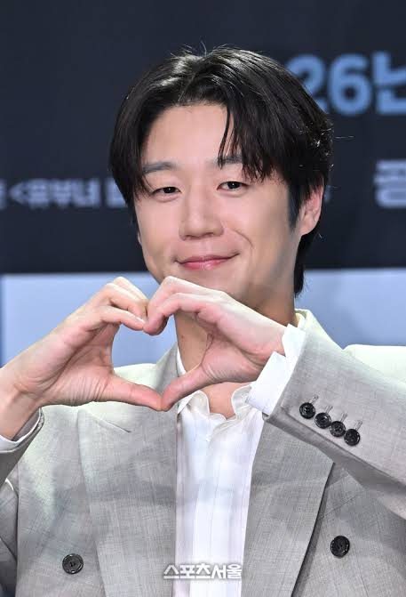 1000398184.jpg 현재 논란 생긴 배우...