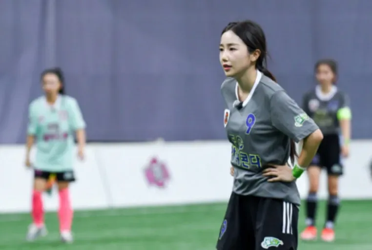 image.png 걸그룹 출신 아나운서의 충격적인 근황 ㄷㄷㄷㄷㄷㄷㄷㄷㄷㄷㄷㄷㄷ